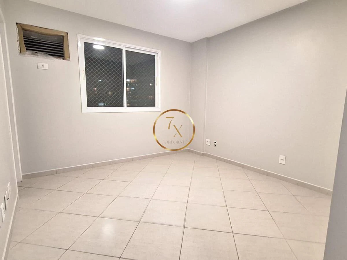 2-bedroom apartment in a building with a sauna — photo 13