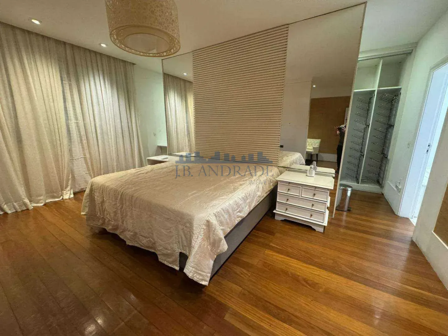 Casa 750 m² com 6 quartos e 10 vagas em condomínio — photo 32