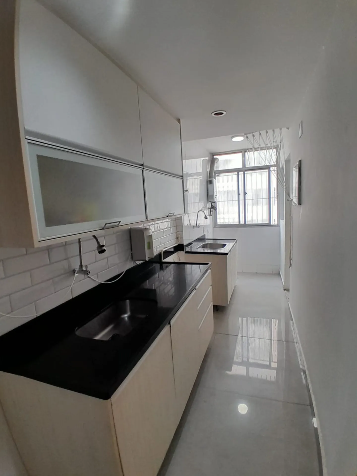 2-bedroom apartment with a home office — photo 3