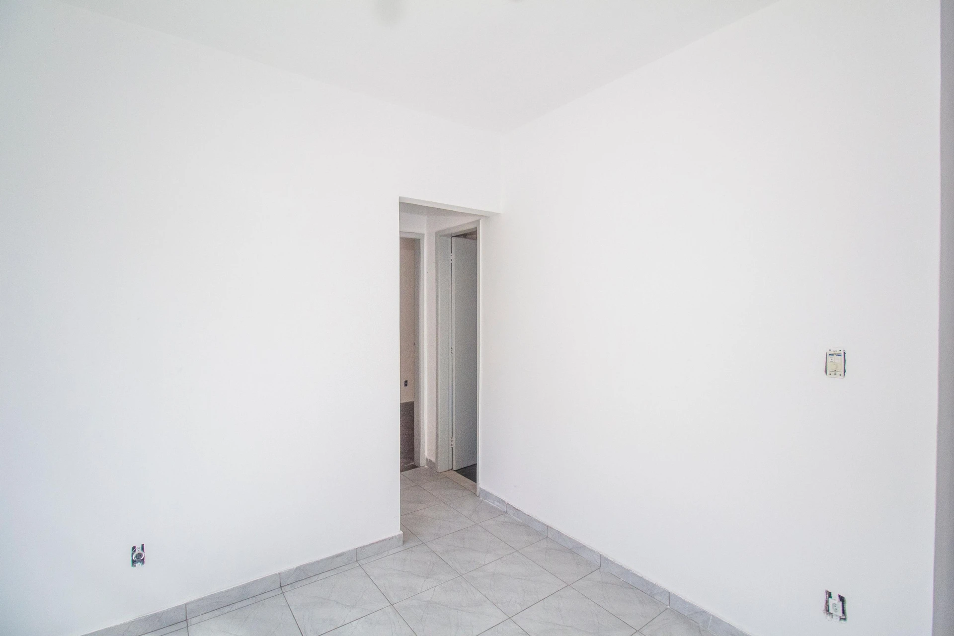 Apartamento com 2 quartos e cozinha separada a gás — photo 24