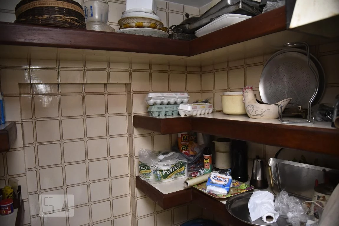 Casa com 4 quartos e 6 banheiros, com cozinha independente — photo 113