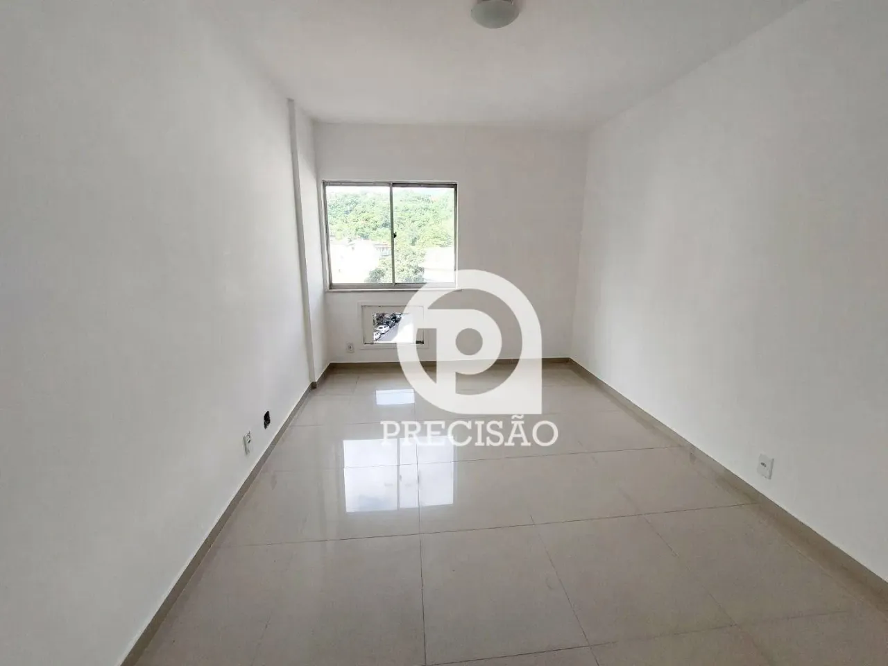 70 m² apartment with laundry area and 1 bedroom — photo 3