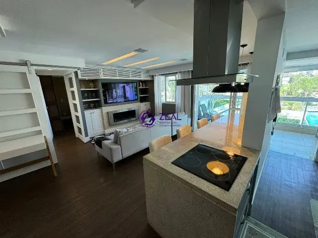 Furnished apartment with open-plan kitchen and 2 bedrooms — photo 7