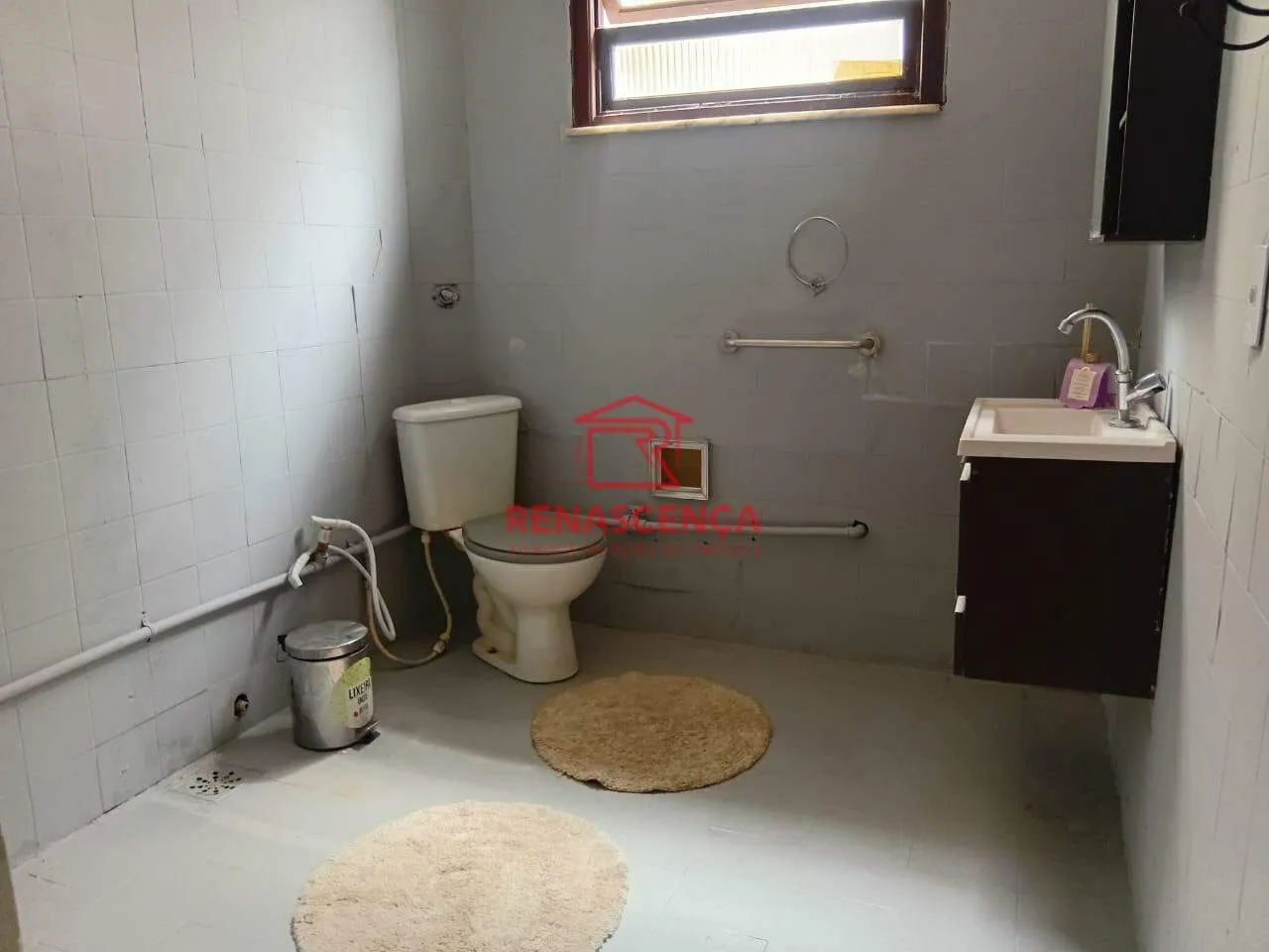 Casa amueblada de 8 dormitorios con parrilla en balcón — photo 15