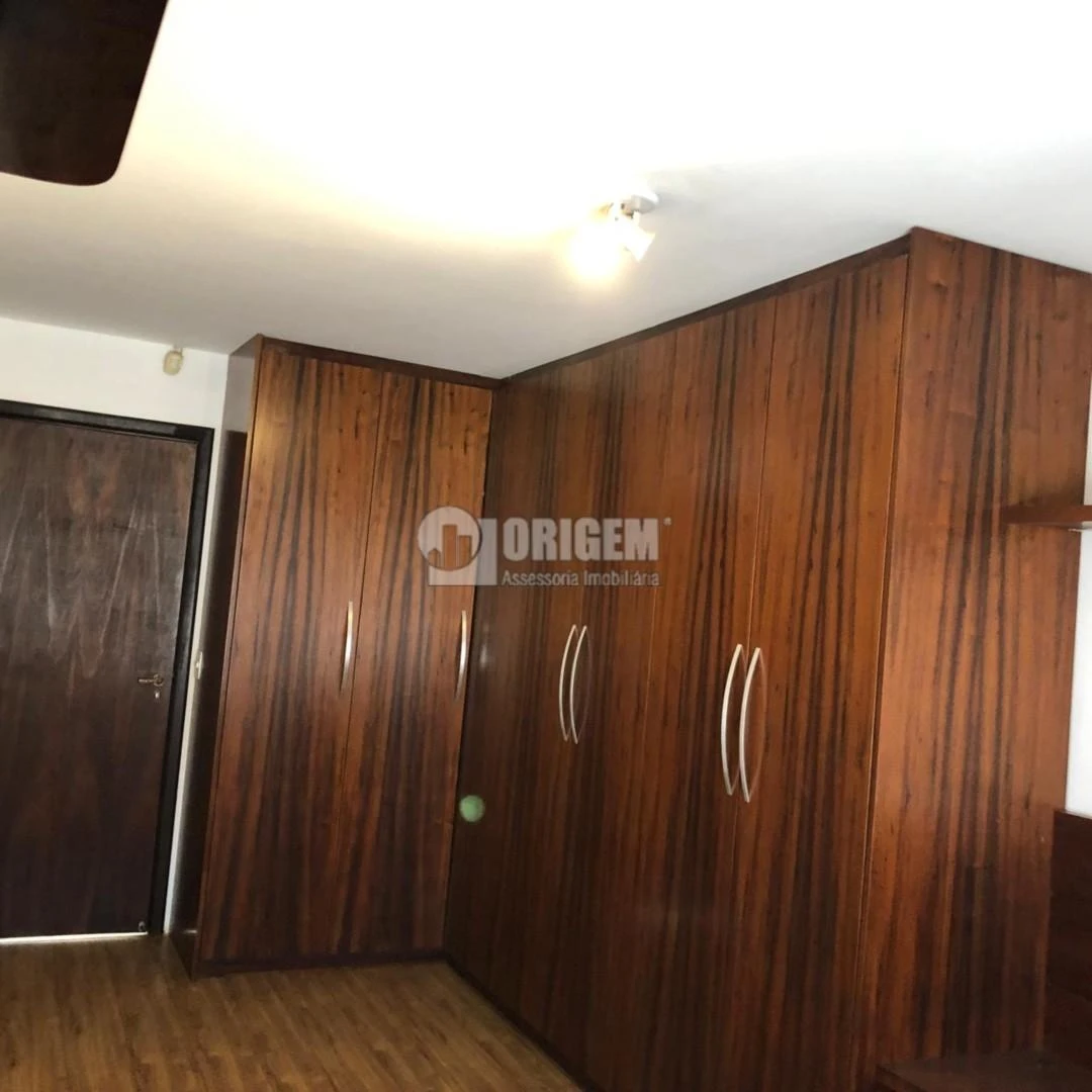 Furnished townhouse with a master suite and hot tub — photo 23