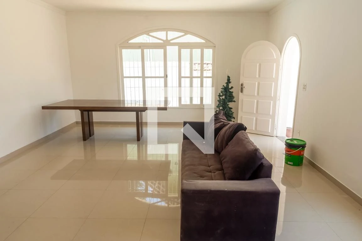 House, 140 m², with a garden