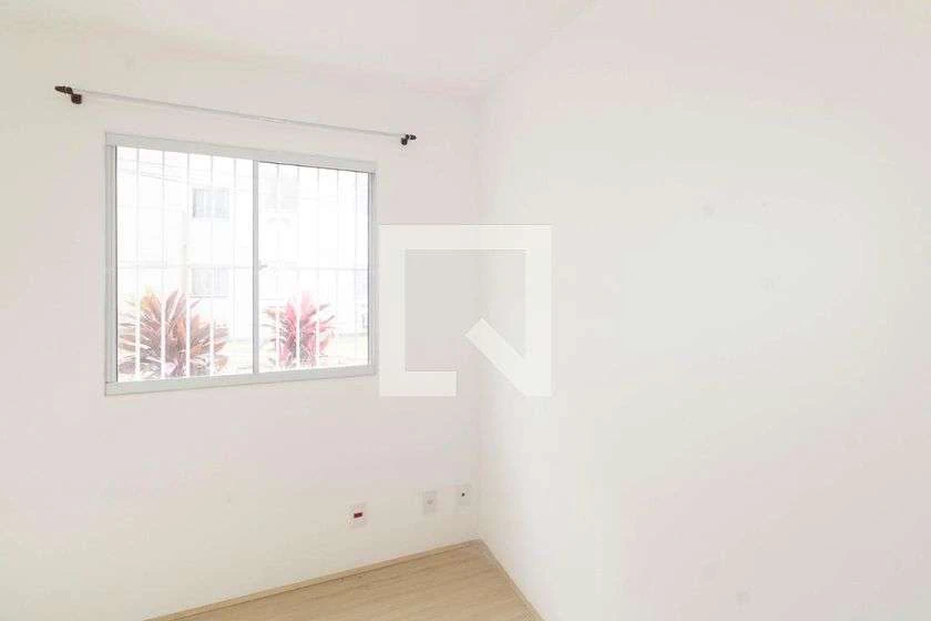 Apartamento de 49 m² com box de vidro no banheiro — photo 12