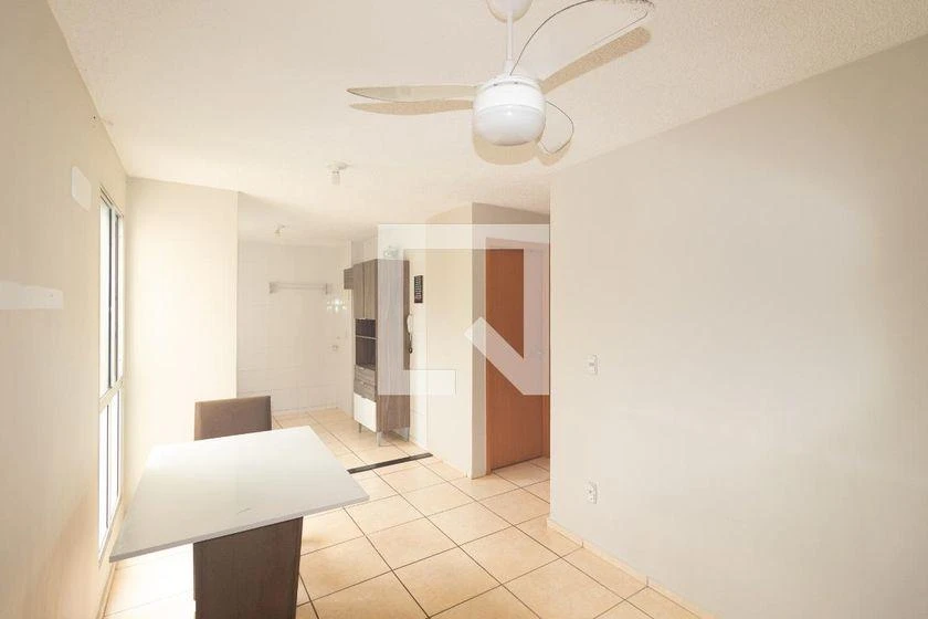 Apartamento de 2 quartos em condomínio com piscina — photo 12