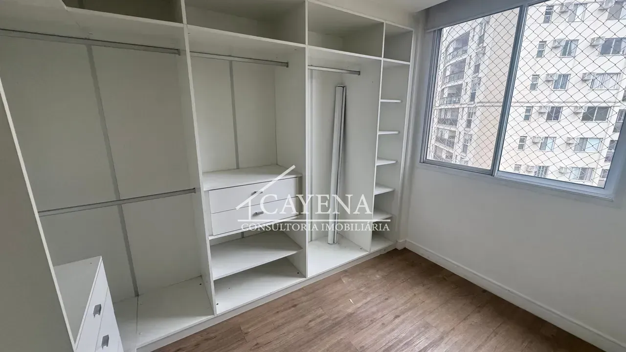 Apartment with 3 bedrooms and a closed kitchen — photo 9