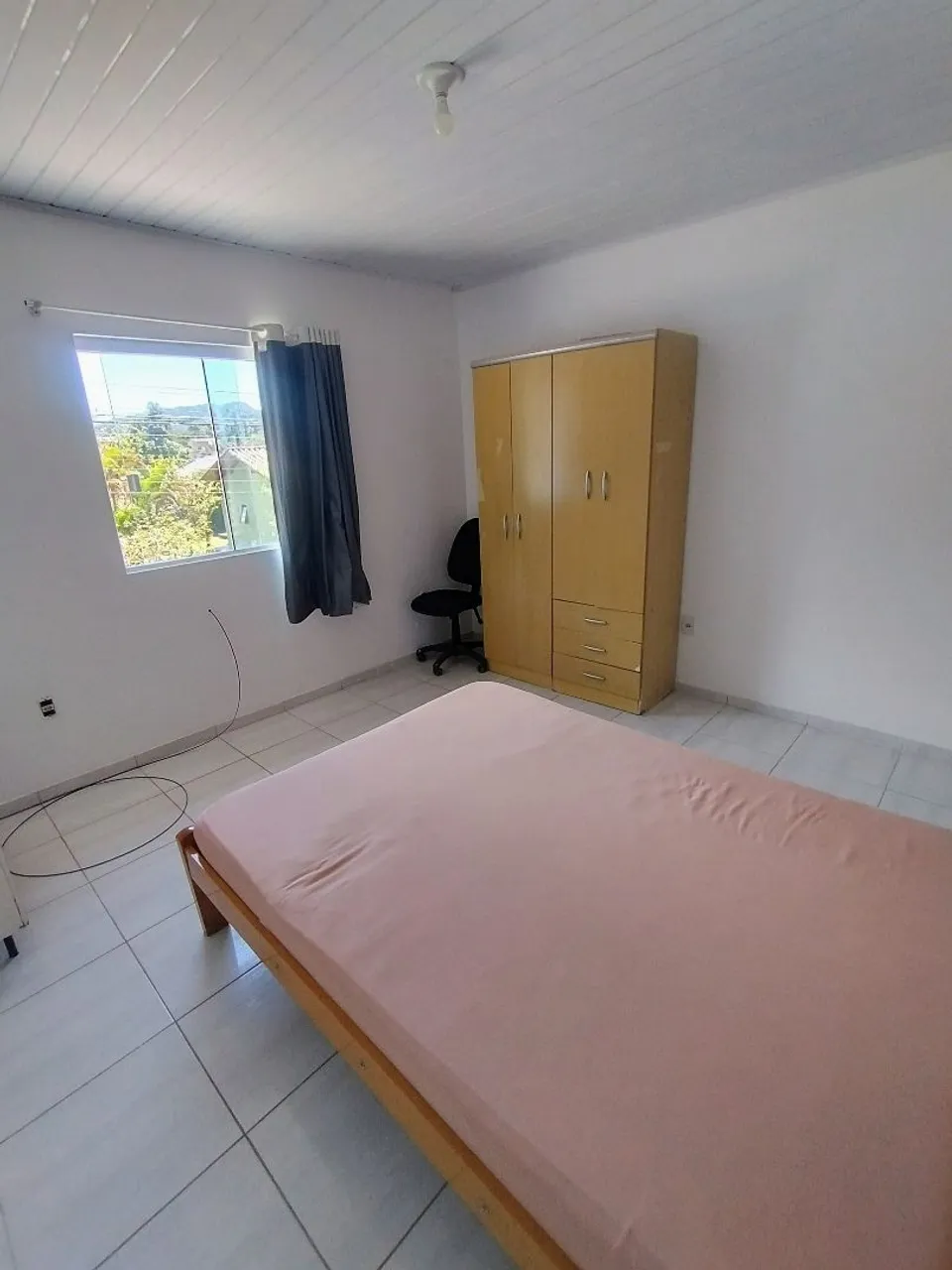 25 m² studio with a home office and a washing machine — photo 12