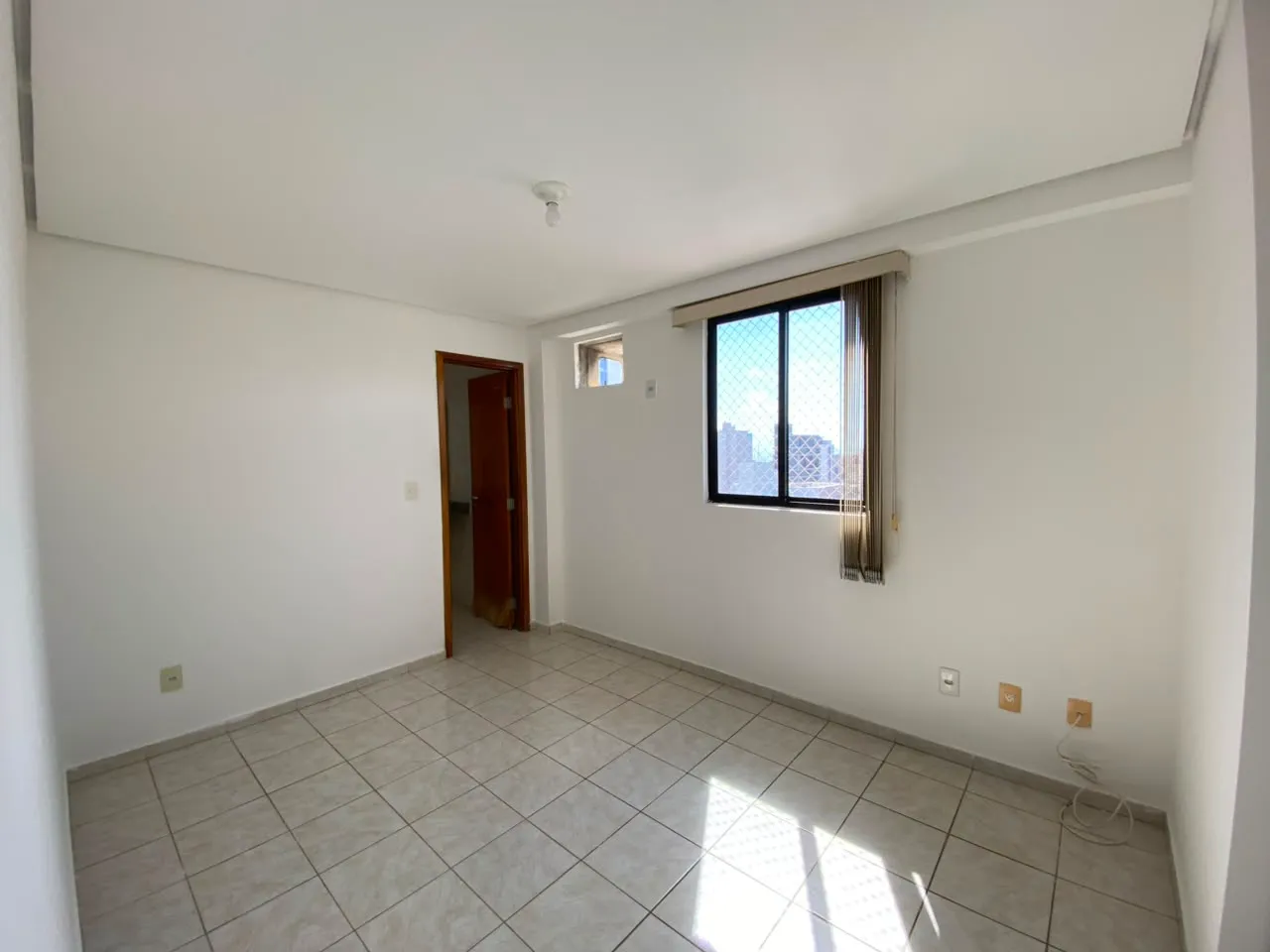 Квартира з 3 спальнями 86 м² із люкс-ванною та 2 паркомісцями — photo 14