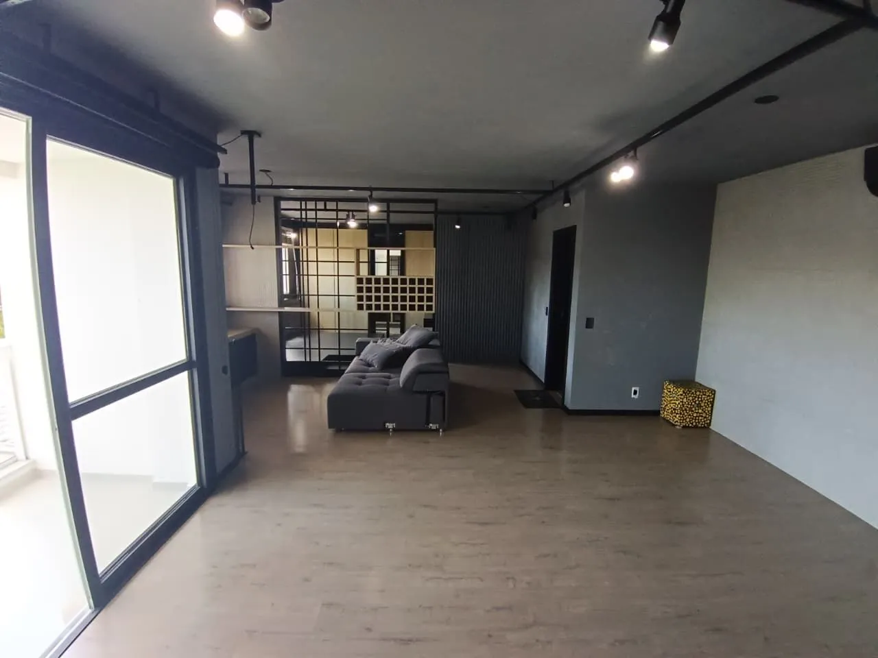 Furnished 96 m² apartment with private BBQ — photo 17