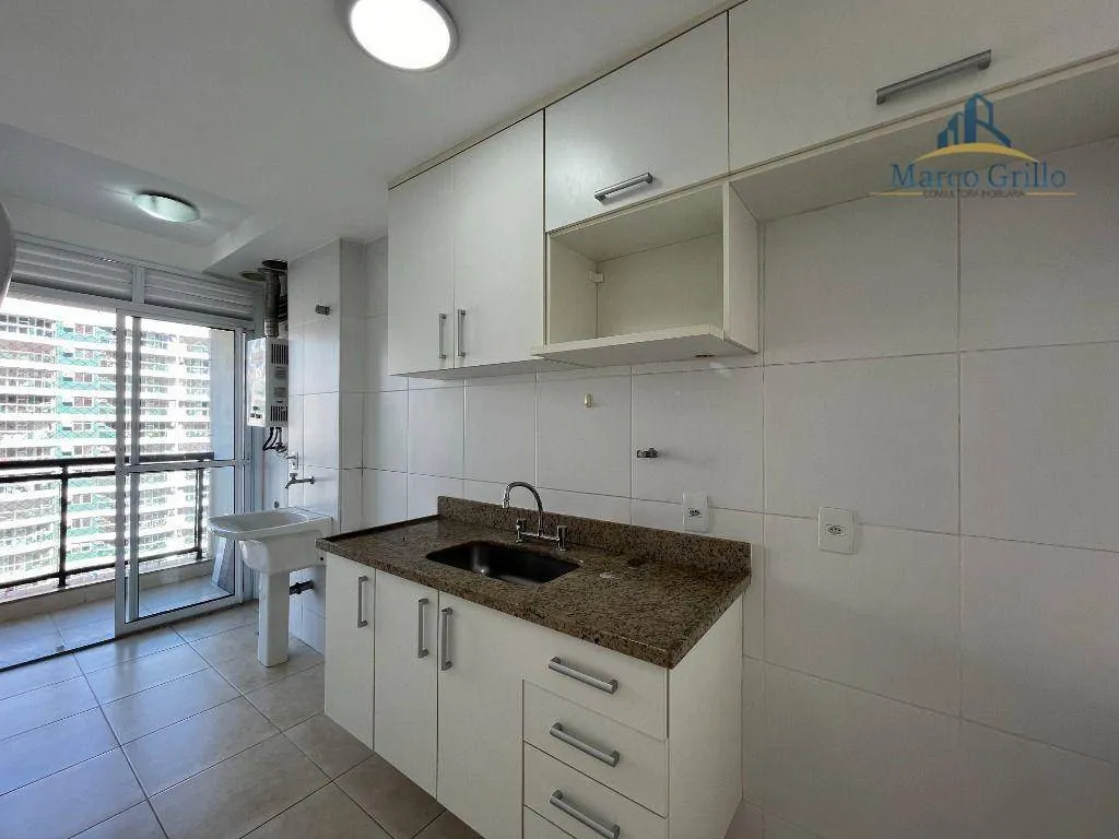 Park view in a 2-bedroom apartment, 69 m² — photo 2