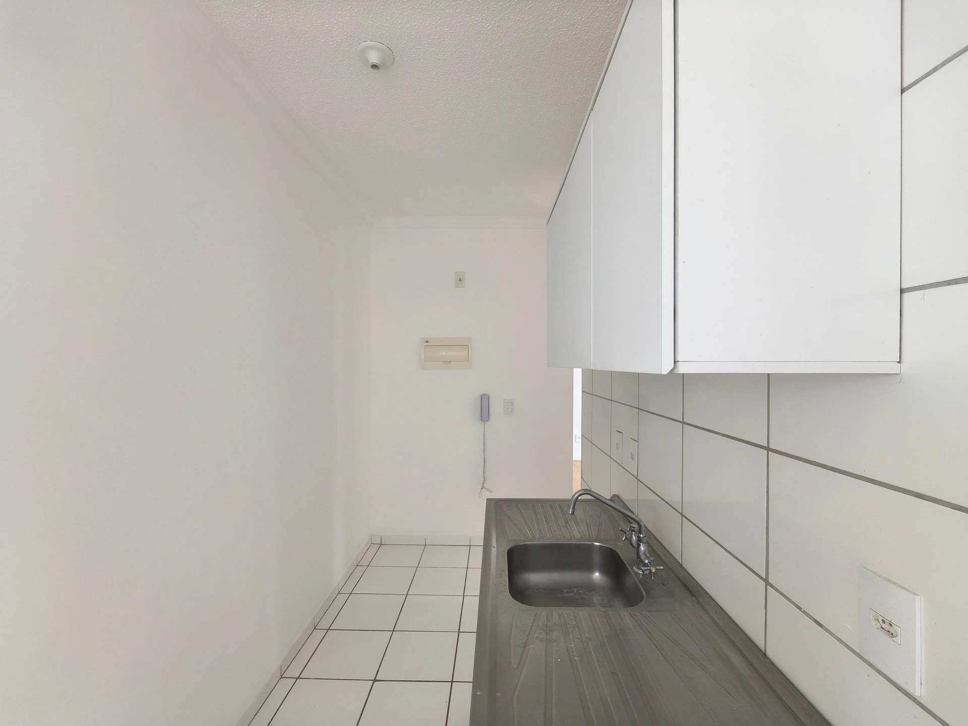 Mountain view in a 2-bedroom apartment, 45 m² — photo 23