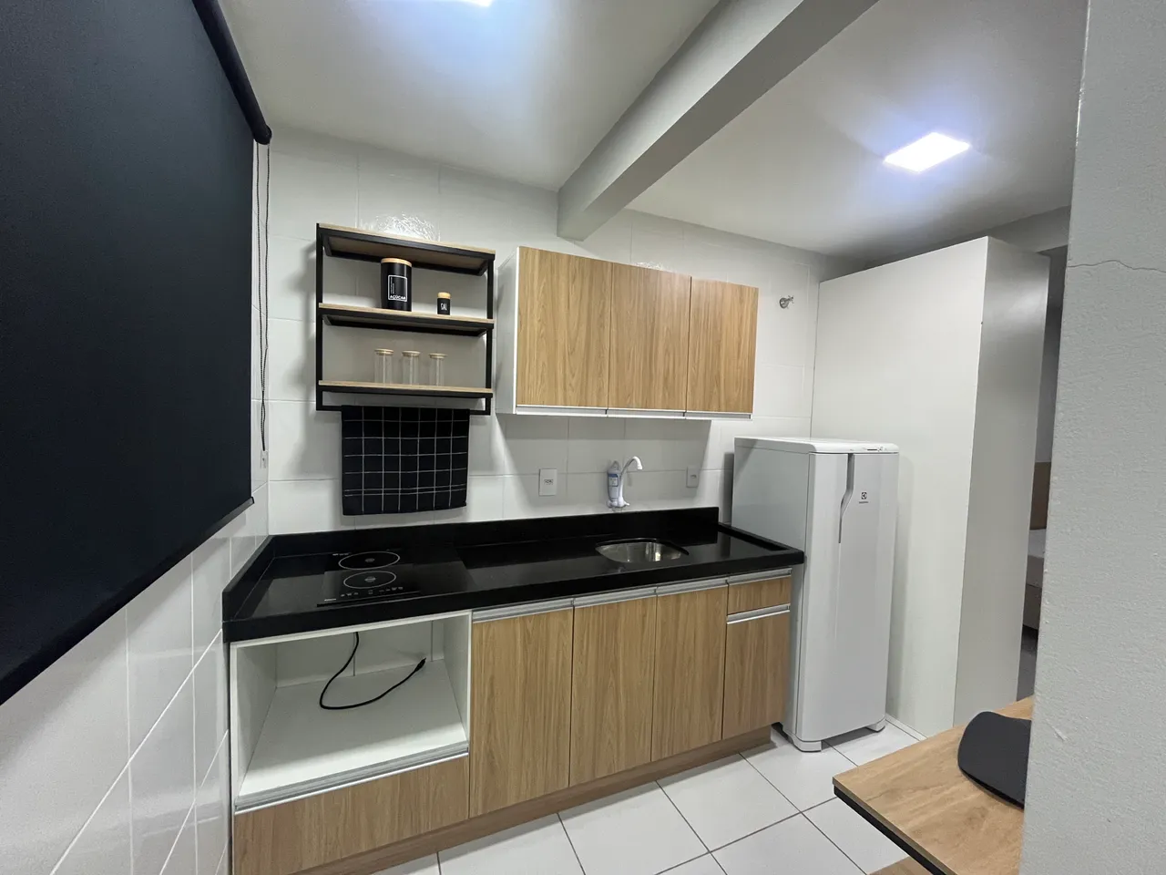 Studio mobiliado com 1 quarto e 1 banheiro — photo 2
