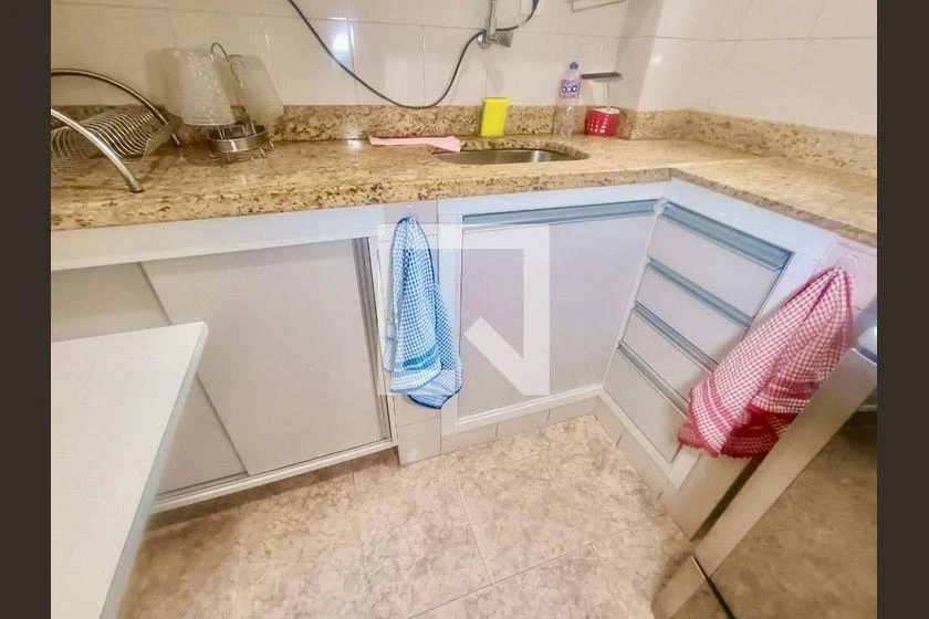 Rental apartment with 2 bedrooms and a balcony — photo 36