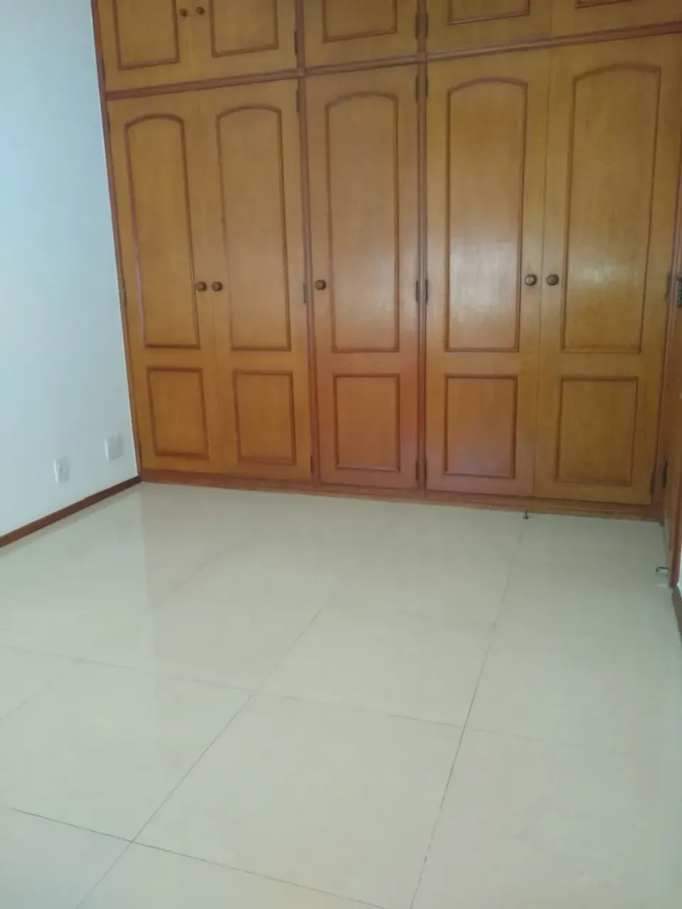 Apartamento com varanda e 3 banheiros — photo 2