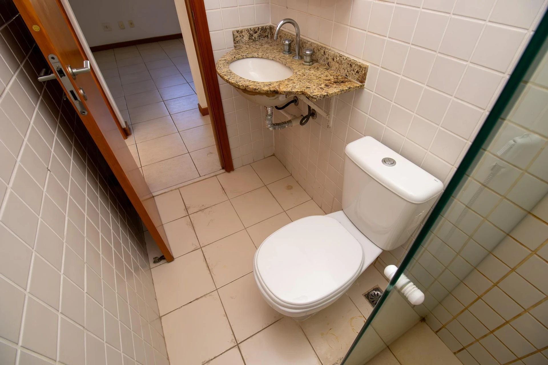 Furnished house with 2 bedrooms and 1 en-suite — photo 40