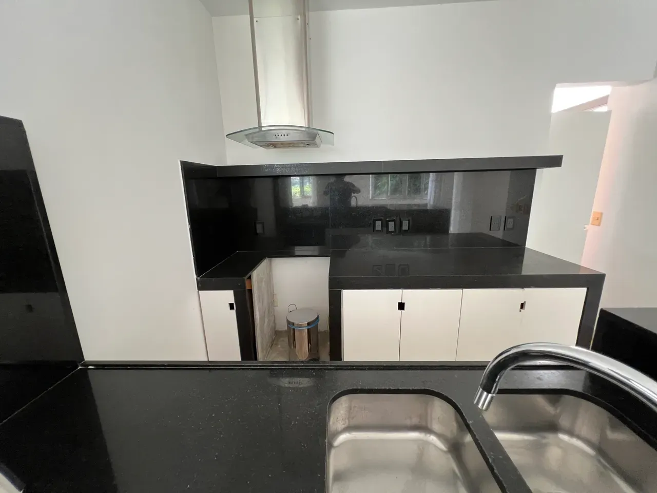 Mountain view in a one-bedroom apartment, 55 m² — photo 5