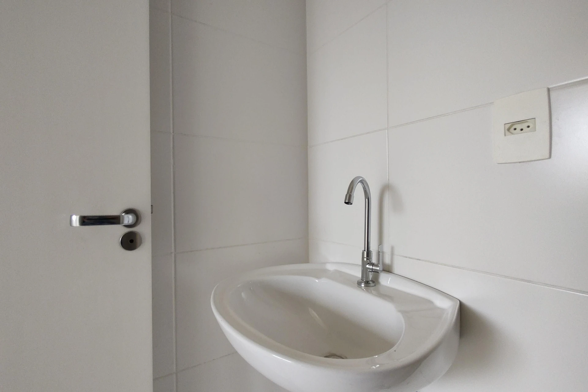 Apartamento de 2 quartos com piscina no condomínio — photo 31