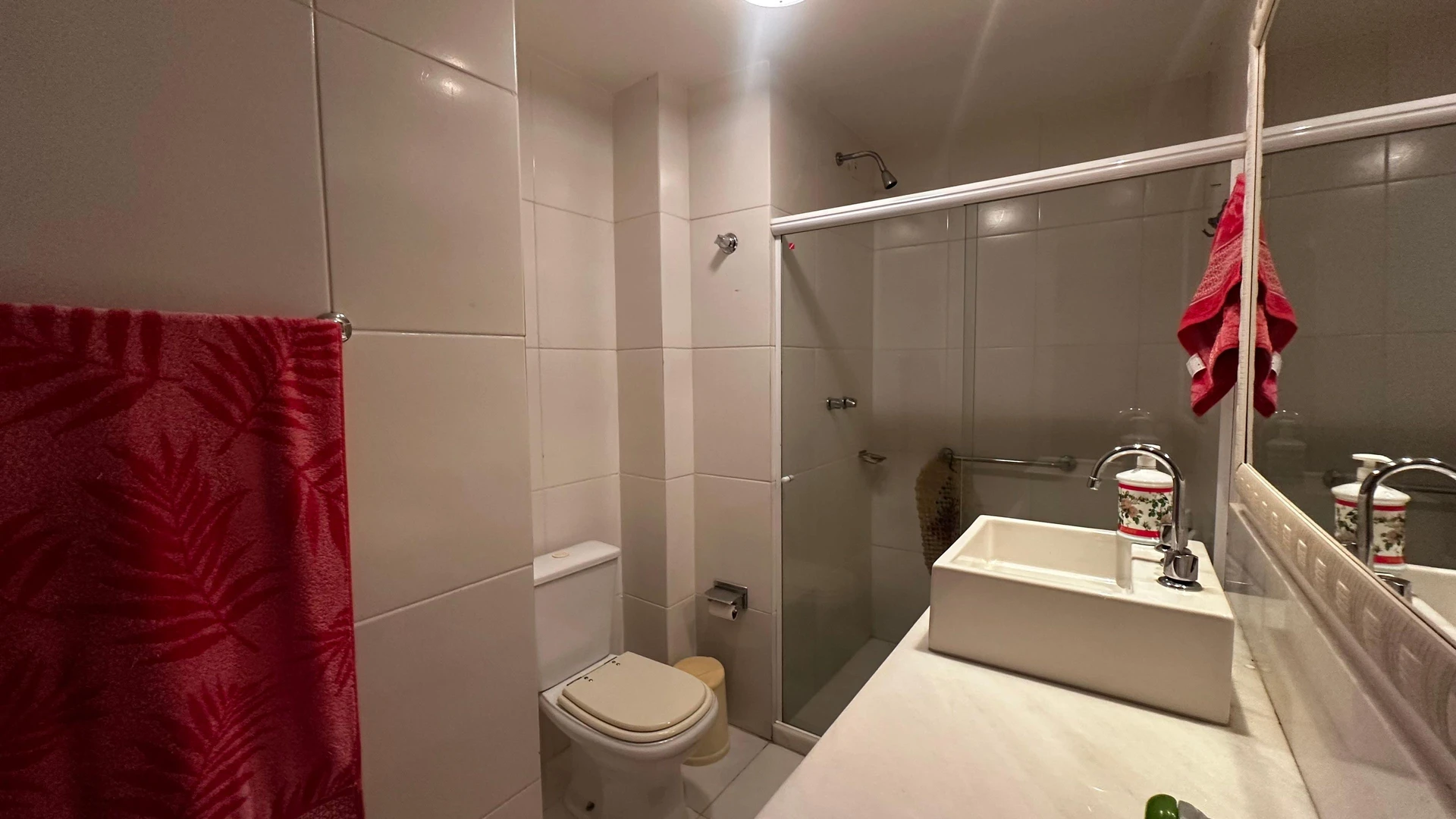 Furnished apartment with 2 bedrooms and a balcony — photo 37