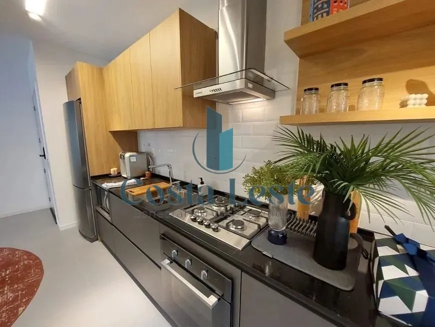 2-bedroom apartment with a washing machine in Florianópolis
