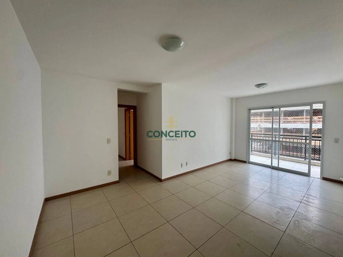 Unfurnished 154 m² apartment with a private garden