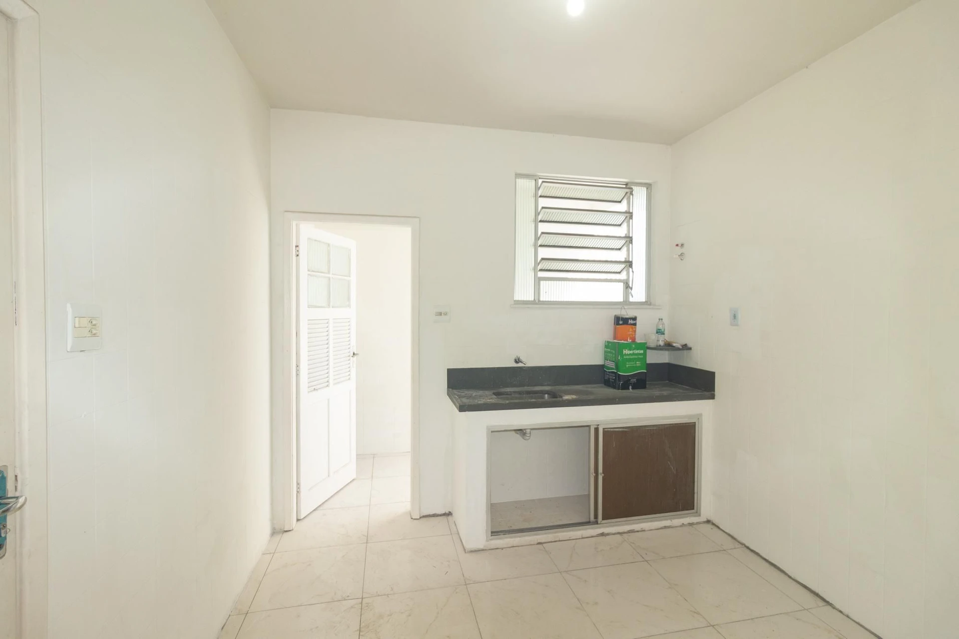 Apartment with 2 bedrooms, 1 bathroom and 1 parking spot — photo 11