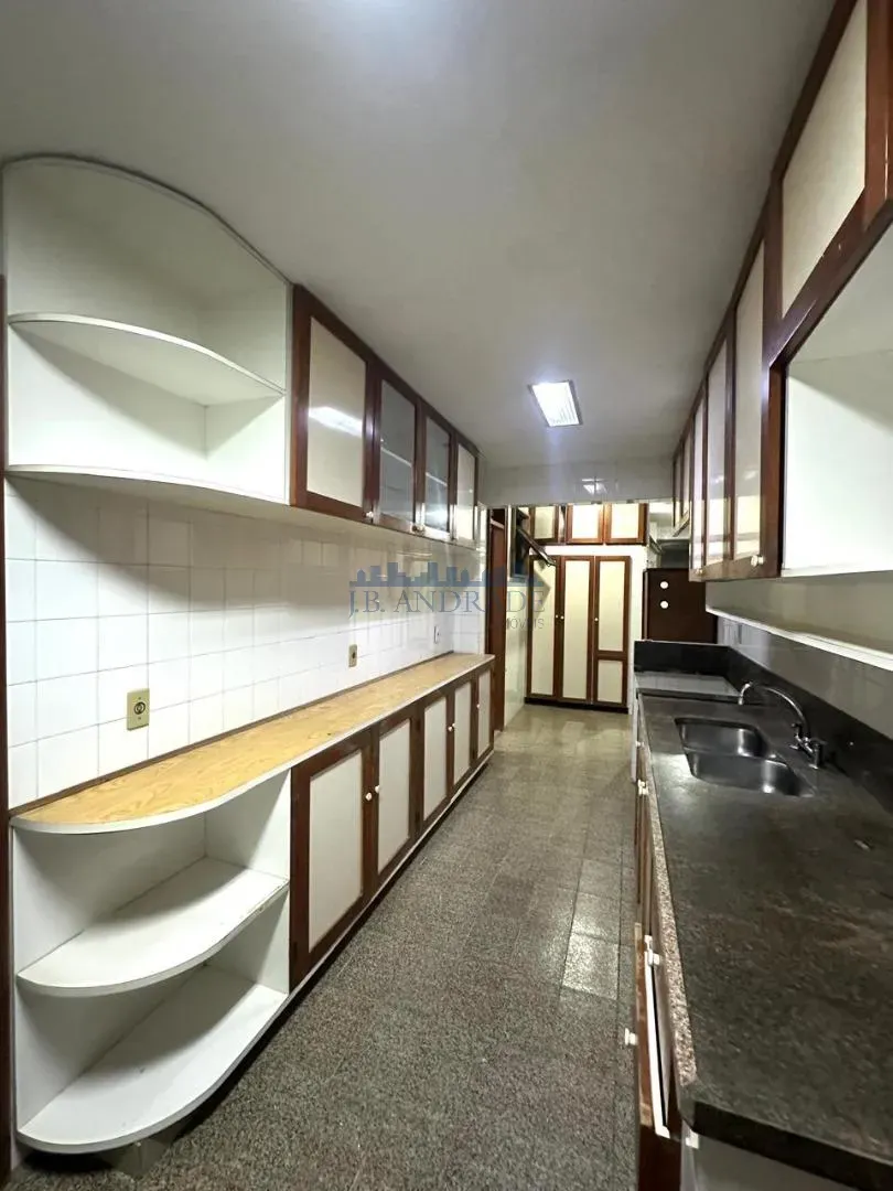 Apartamento de 3 suítes com varanda e 173 m² — photo 9