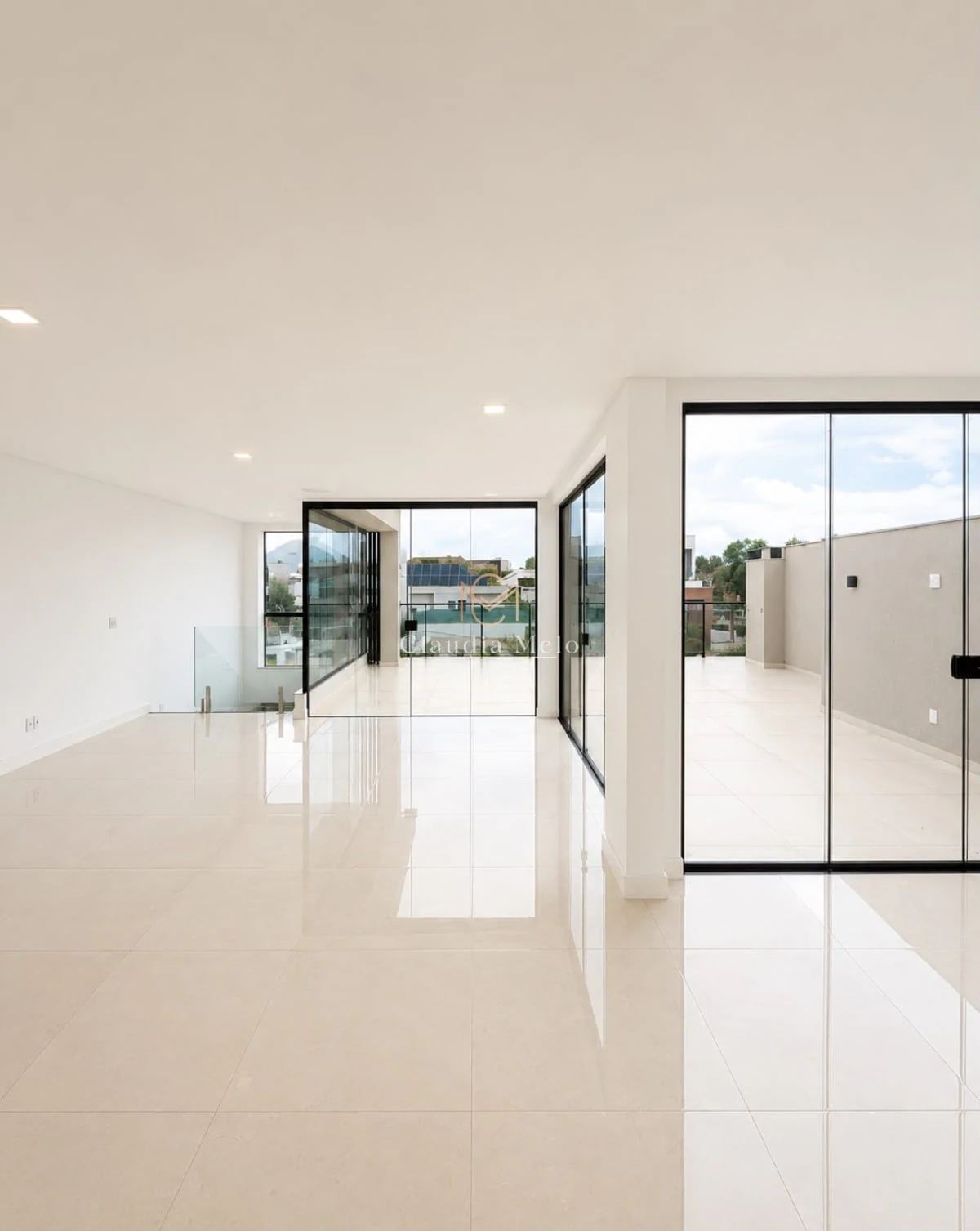 Casa com 5 suítes e cozinha integrada de 290 m² — photo 5