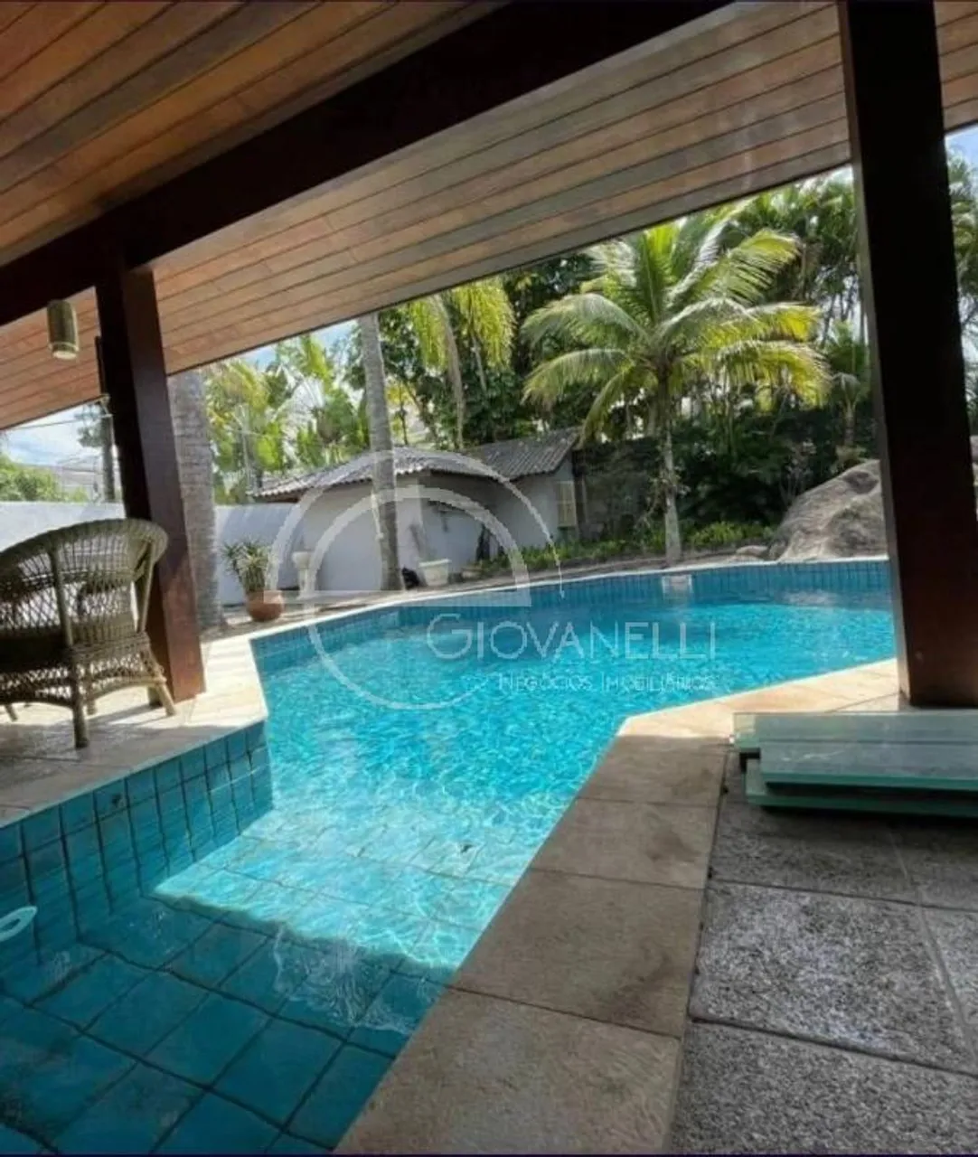 Furnished residential house with 4 bedrooms and 4 bathrooms — photo 14