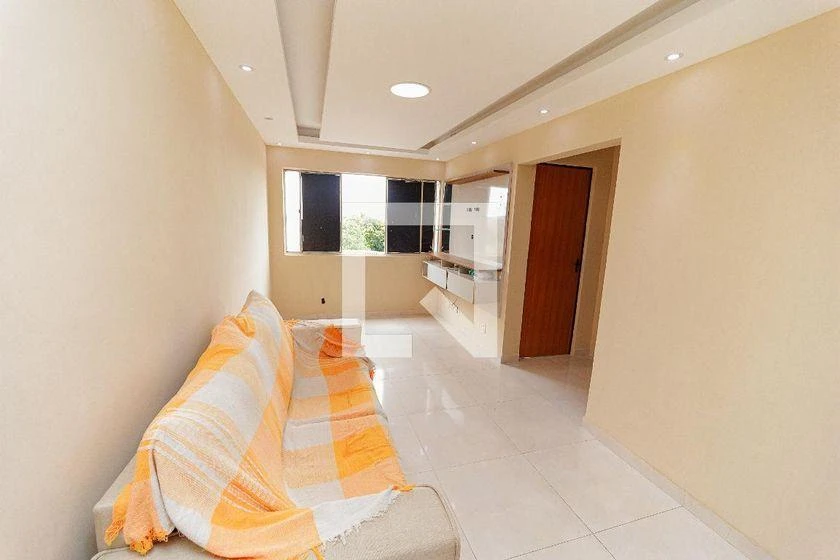 2-bedroom apartment with a washing machine