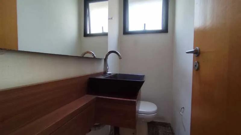 165 m² apartment with 3 bedrooms and 5 bathrooms — photo 24