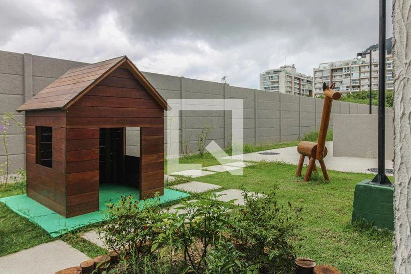 2-bedroom apartment with a mountain view in Rio de Janeiro — photo 30