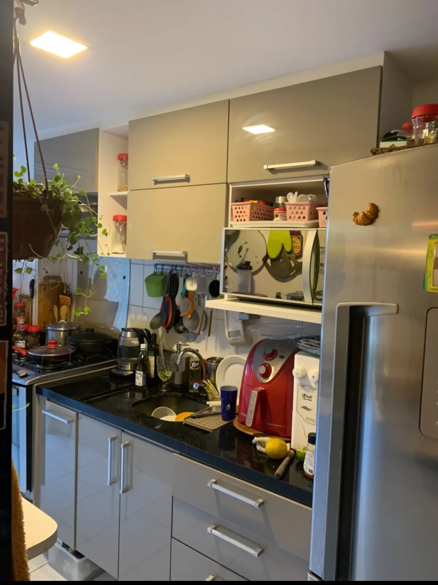 Furnished apartment, 74 m², with a glass-enclosed balcony — photo 9