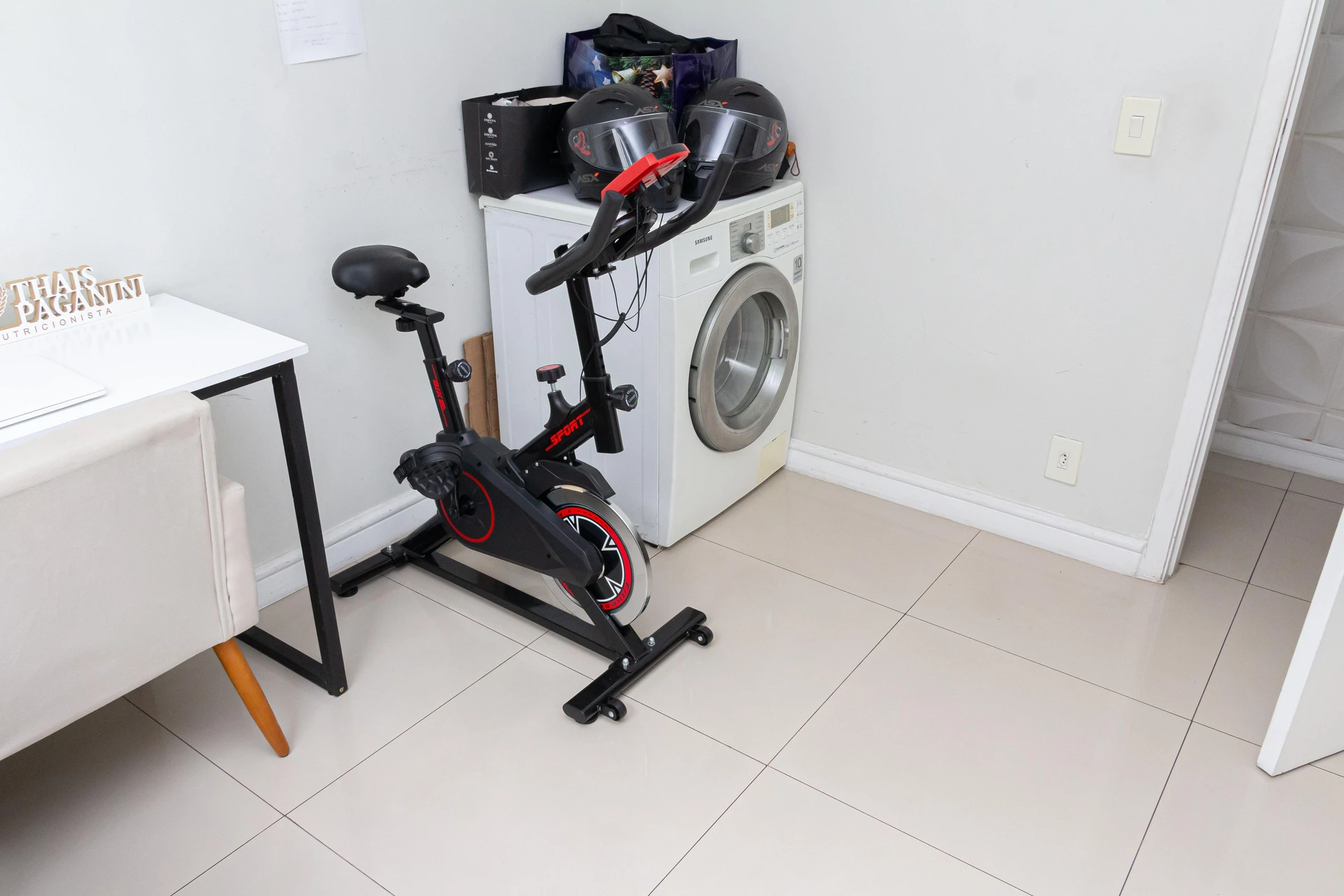 Apartamento mobiliado de 2 quartos em condomínio com piscina — photo 39