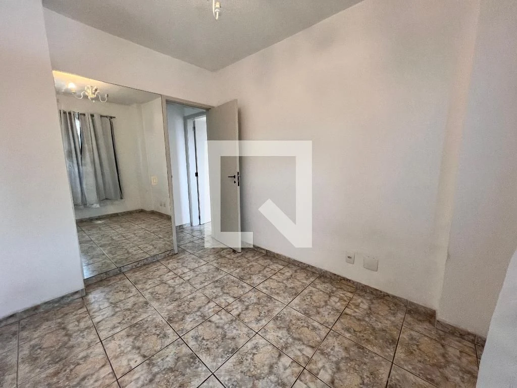 Apartamento de 2 quartos com área de lavanderia — photo 20