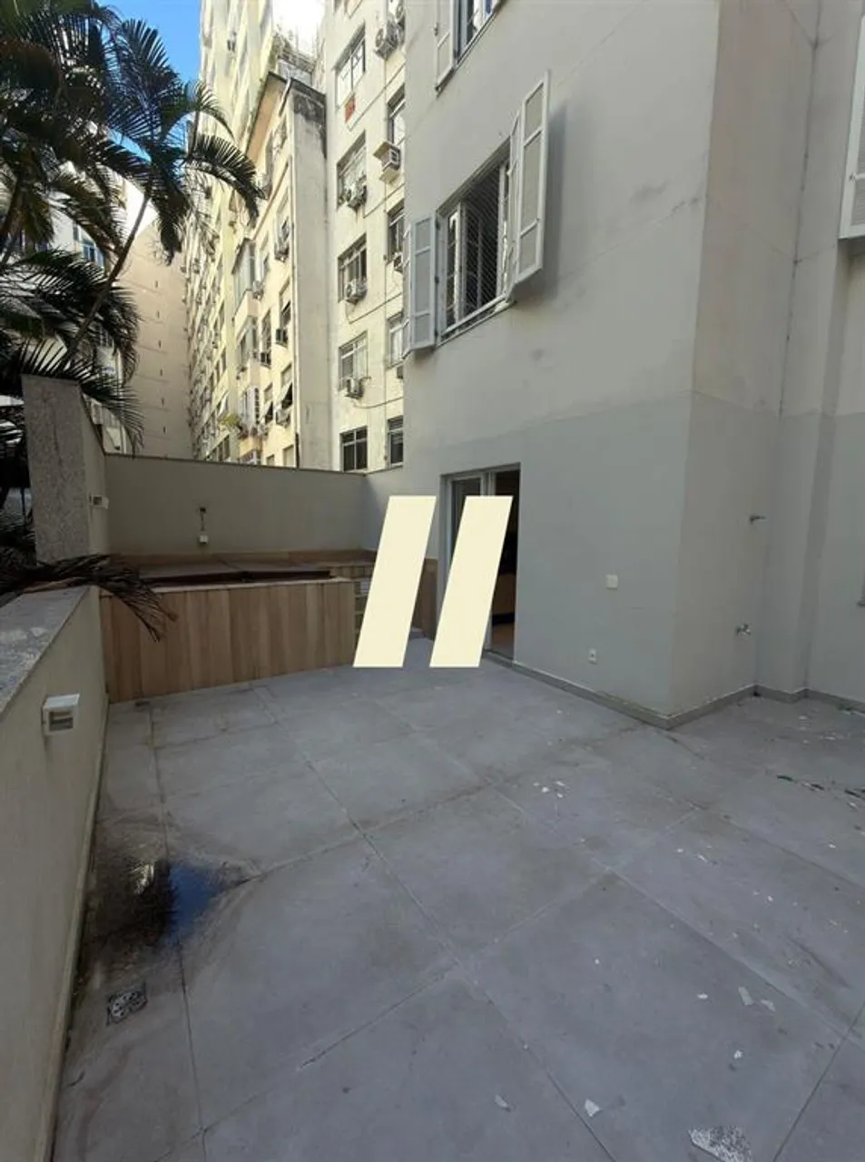 Furnished 1-bedroom apartment with no parking space — photo 15