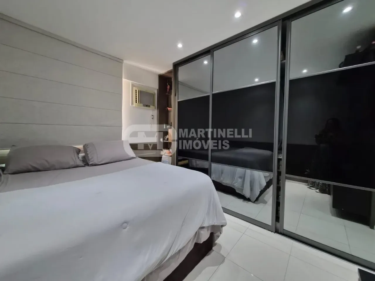 Penthouse with balcony and open-plan kitchen — photo 3