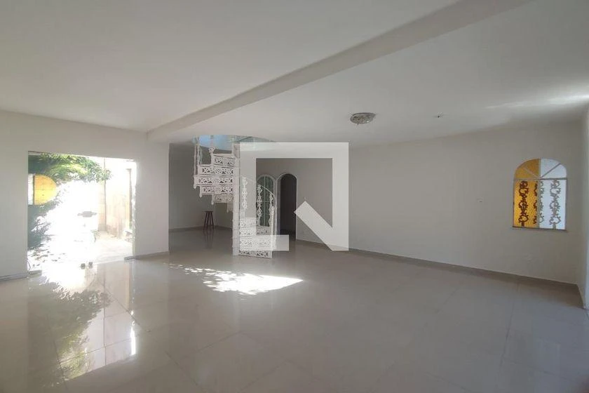600 m² house with 5 bedrooms and balcony barbecue — photo 6