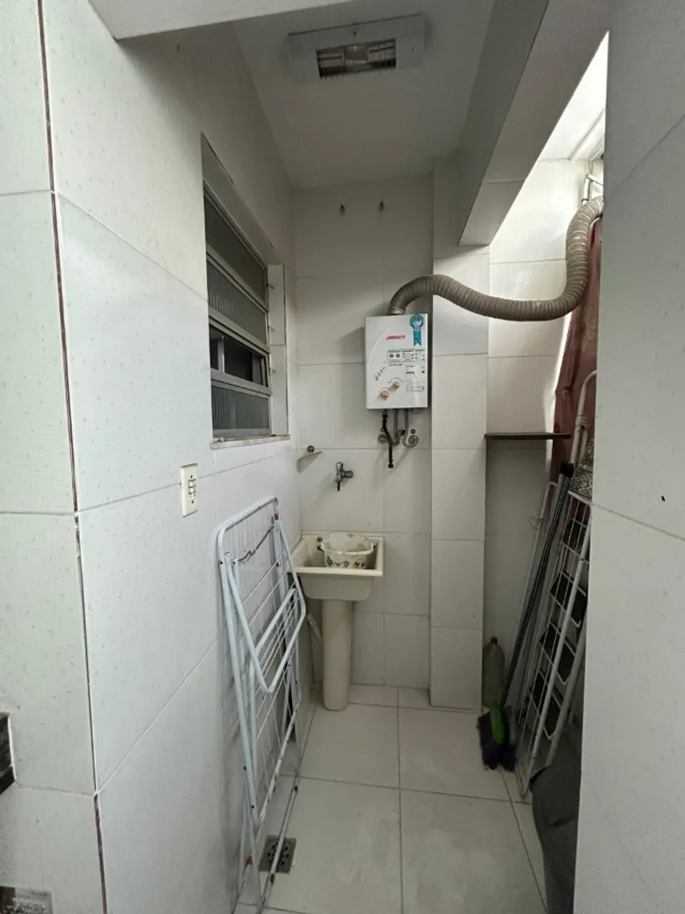 Квартира с 2 спальнями, 50 м² и кухней с газовой плитой — photo 4