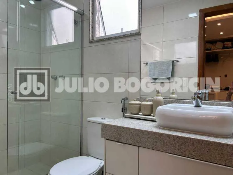 Apartamento sem mobília com 3 quartos e 5 banheiros — photo 20