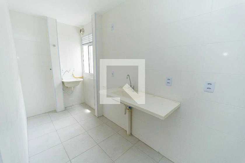 Apartment, 45 m², with wood or laminate floors — photo 2