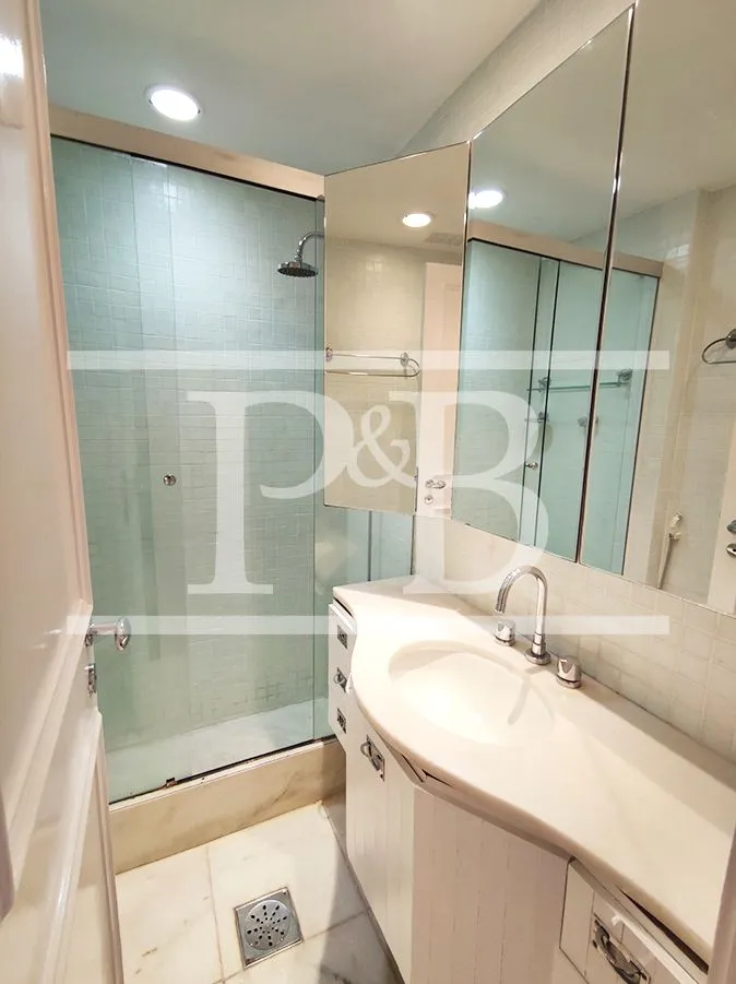Apartamento com 3 dormitórios e 215 m² com 3 vagas — photo 25