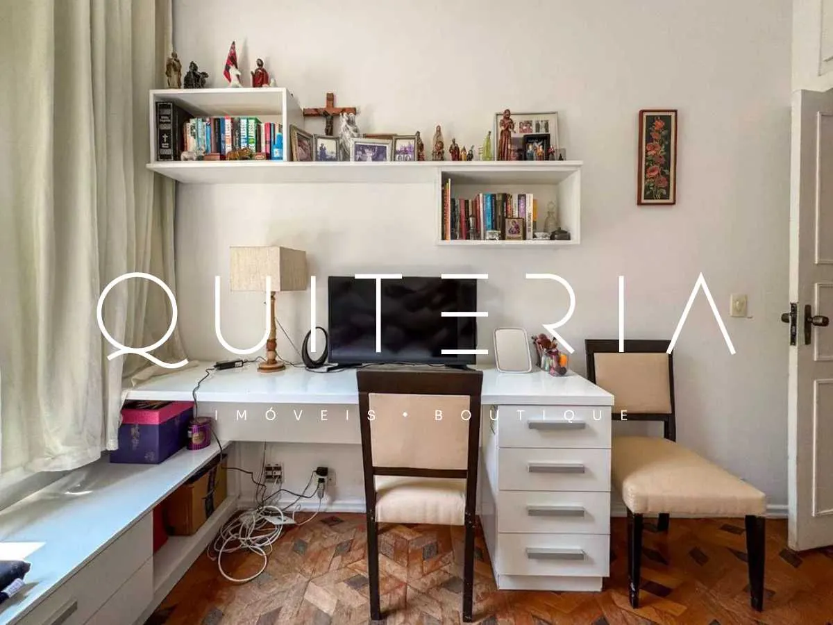 Furnished apartment, 130 m², with floor-to-ceiling windows — photo 23
