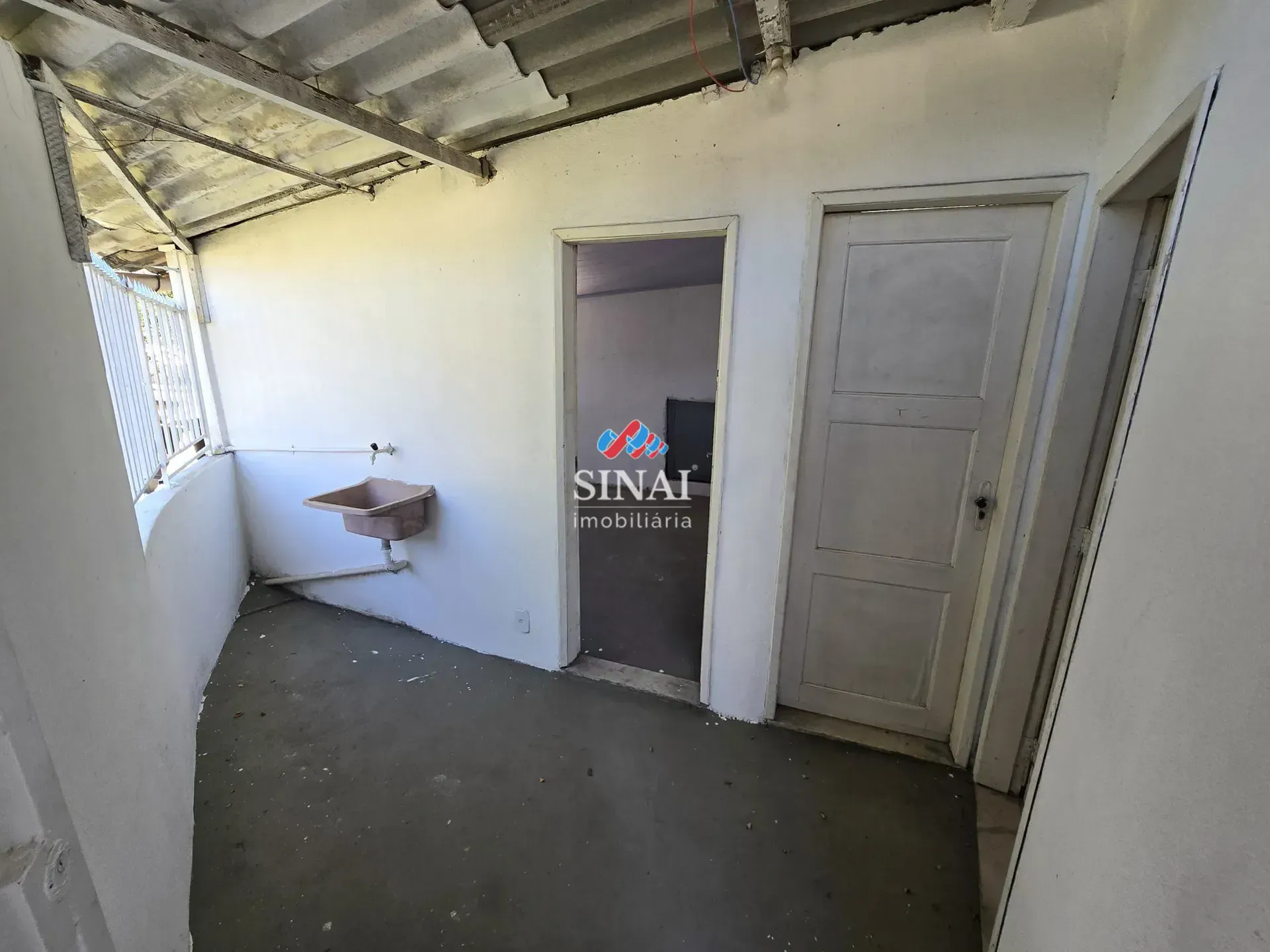 Casa com 4 quartos, 4 banheiros e 8 vagas — photo 43