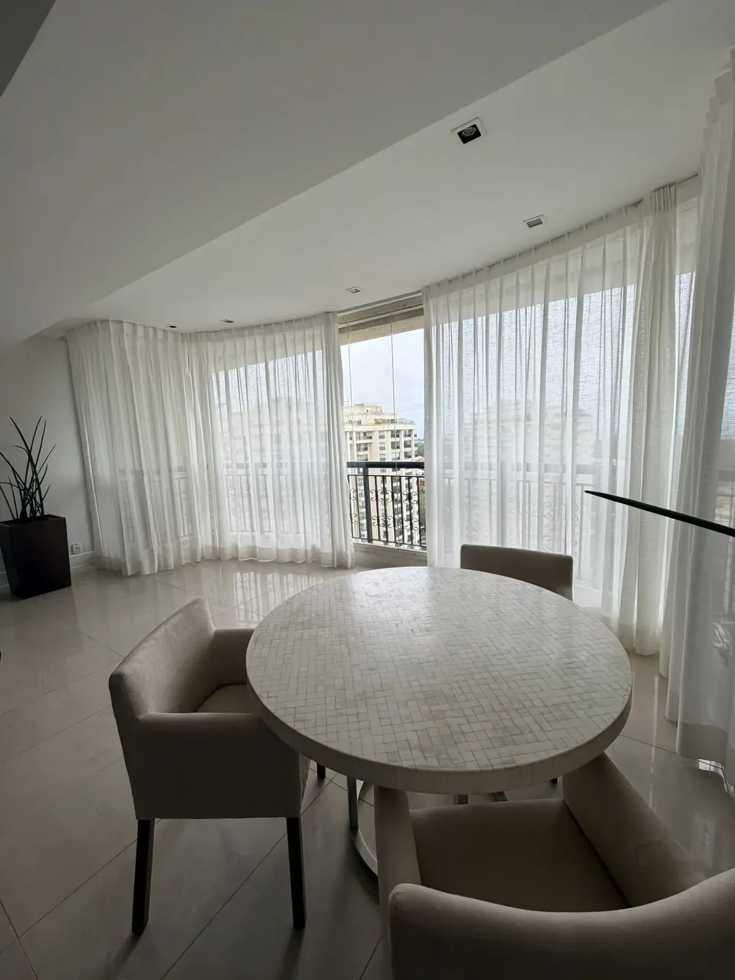 Duplex de 300 m² com 5 quartos e 5 banheiros — photo 55