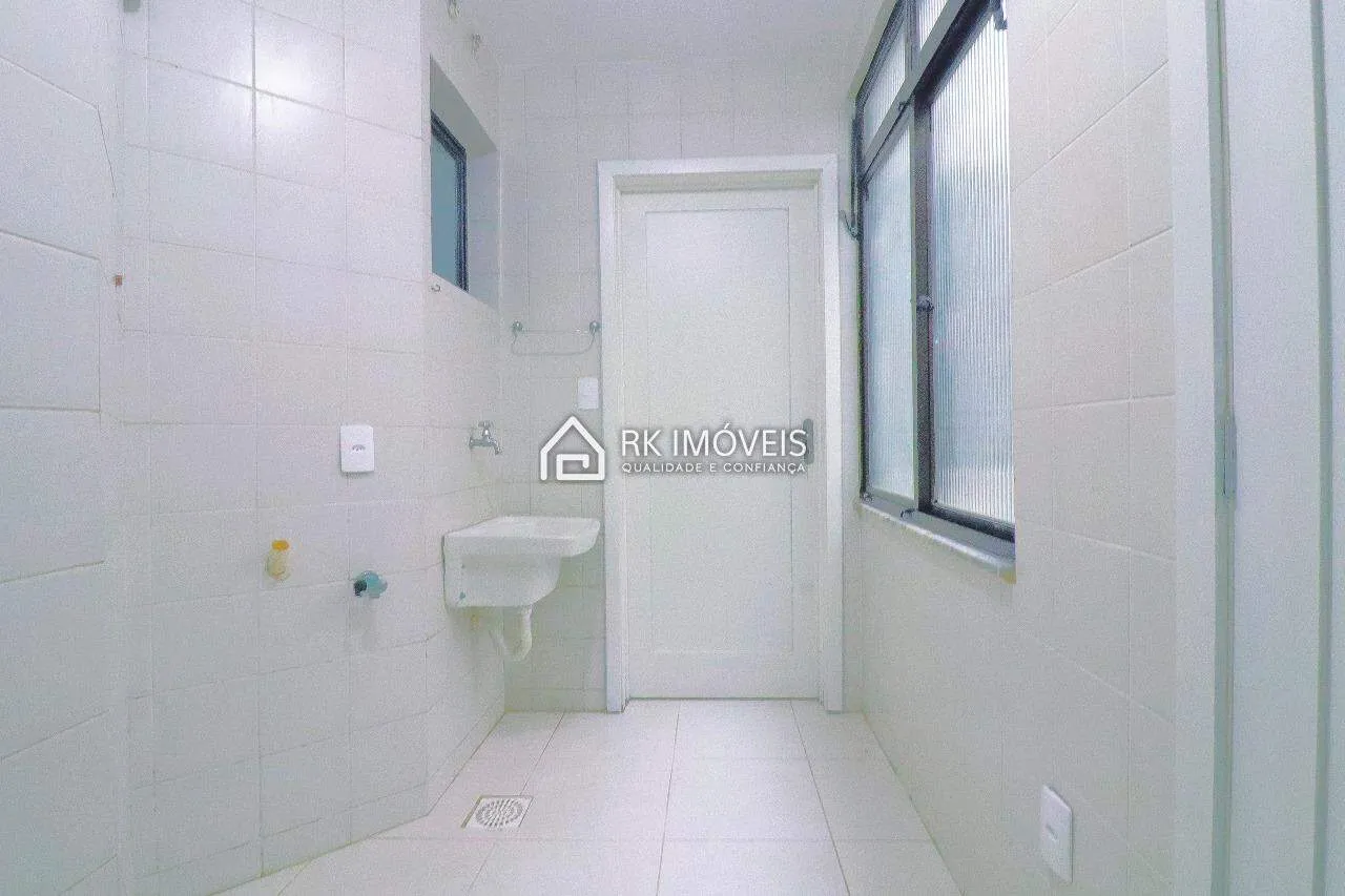 Rental apartment with 3 bedrooms and a balcony — photo 19