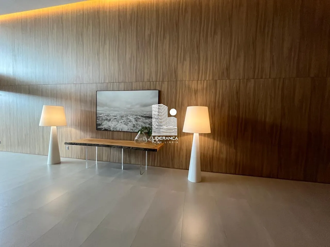Меблированная квартира 203 м²: 3 спальни с ванными и 1 место — photo 37