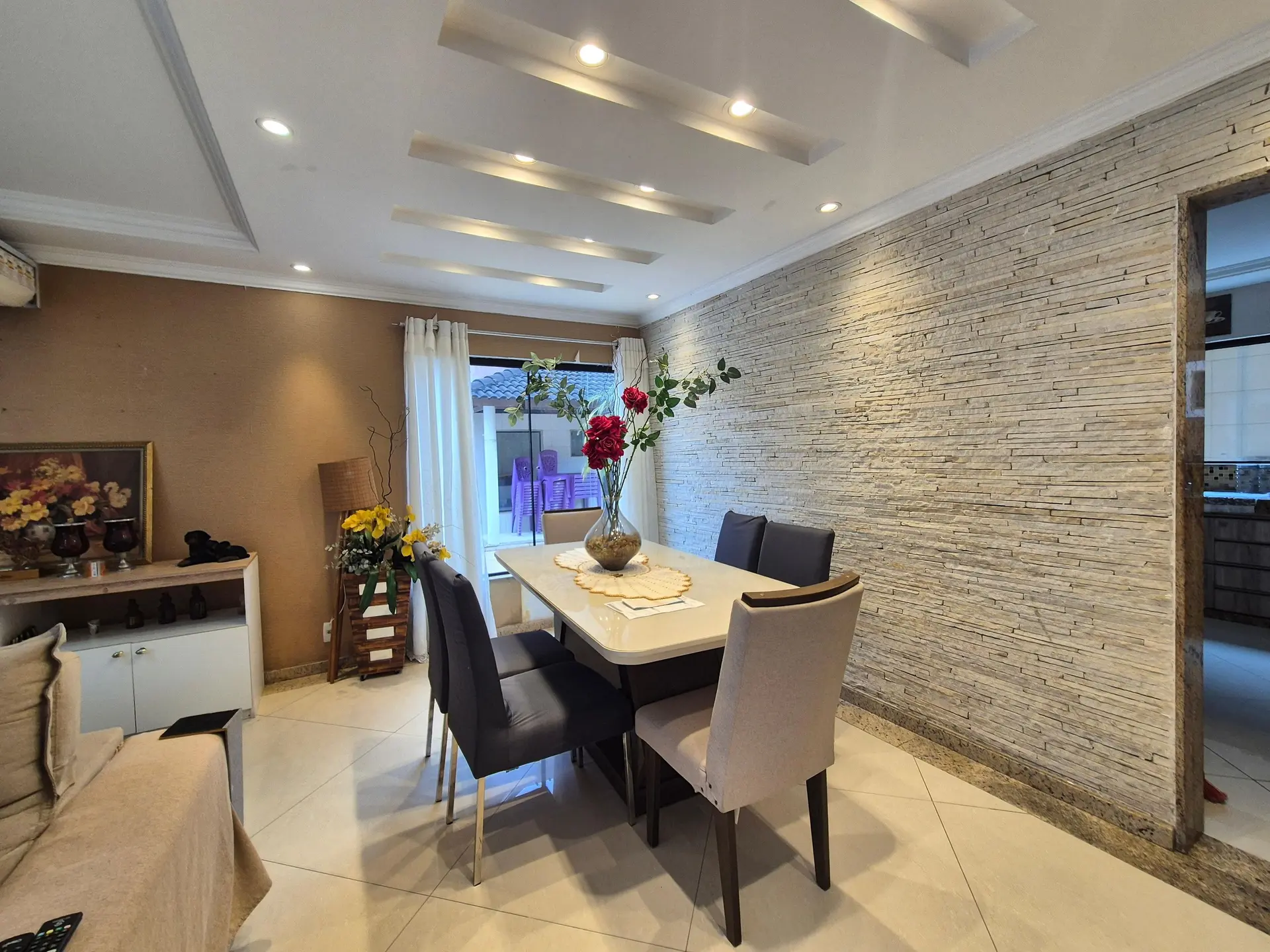 Jacuzzi in a 3-bedroom house, 400 m² — photo 19